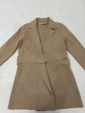 Beige Tailored Belted Blazer Jardigan
